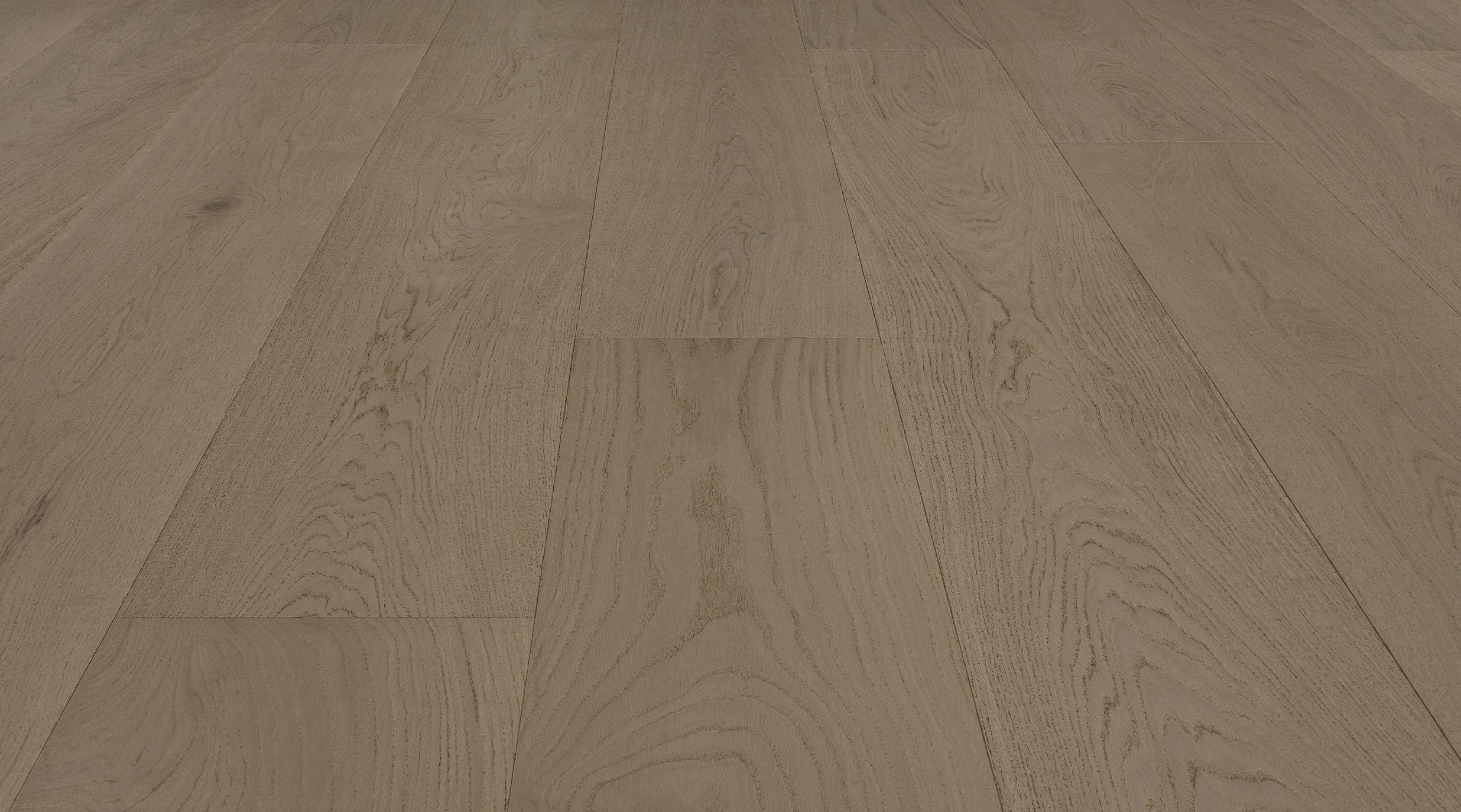 Brindisi 808 floor angle shot